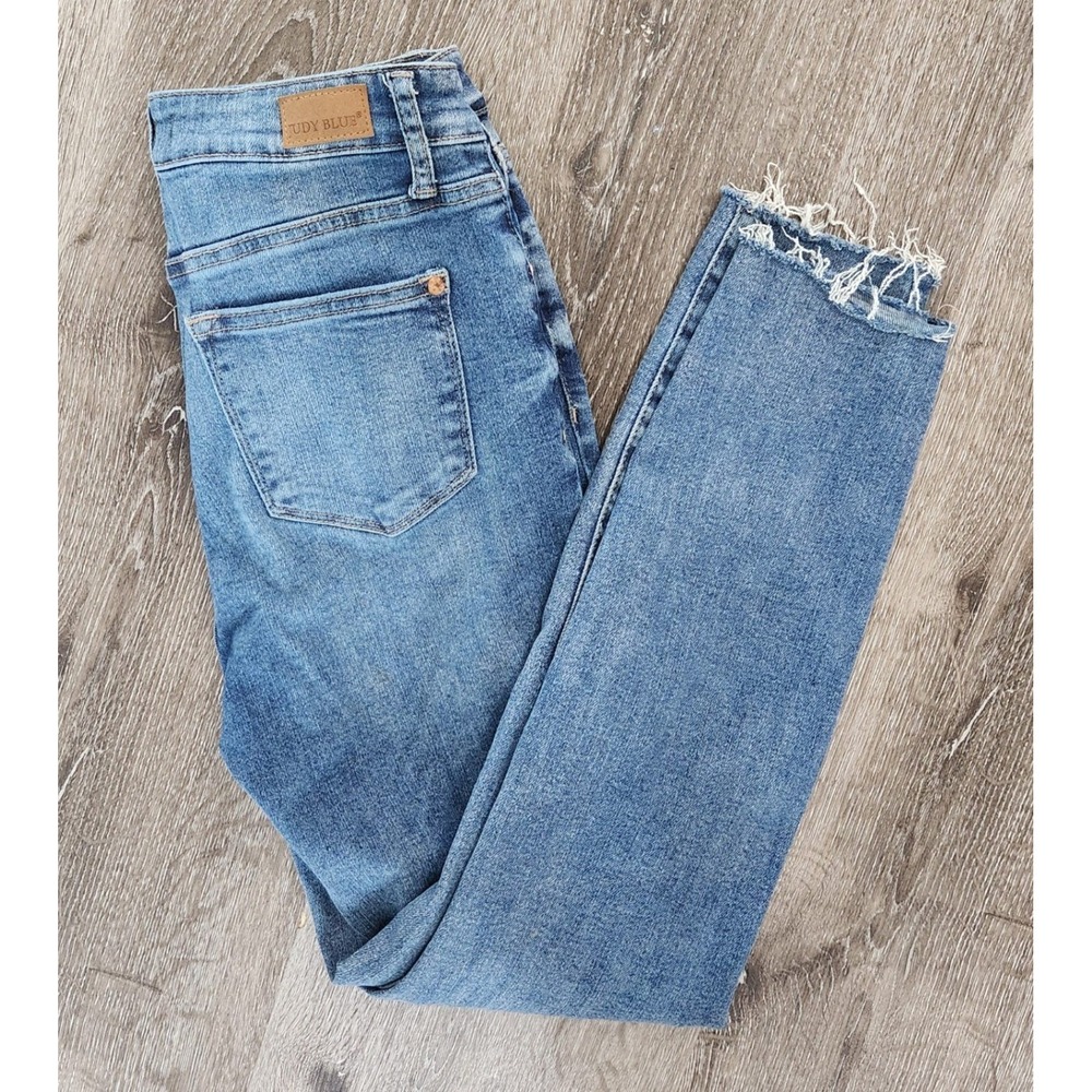 Judy Blue Relaxed Fit High Rise Raw Hem Jeans Medium Wash 3/26